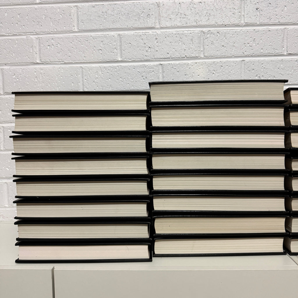 1993 Encyclopaedia Britannica Micropaedia Complete 32 Book Set, Black Edition, Gold Top
