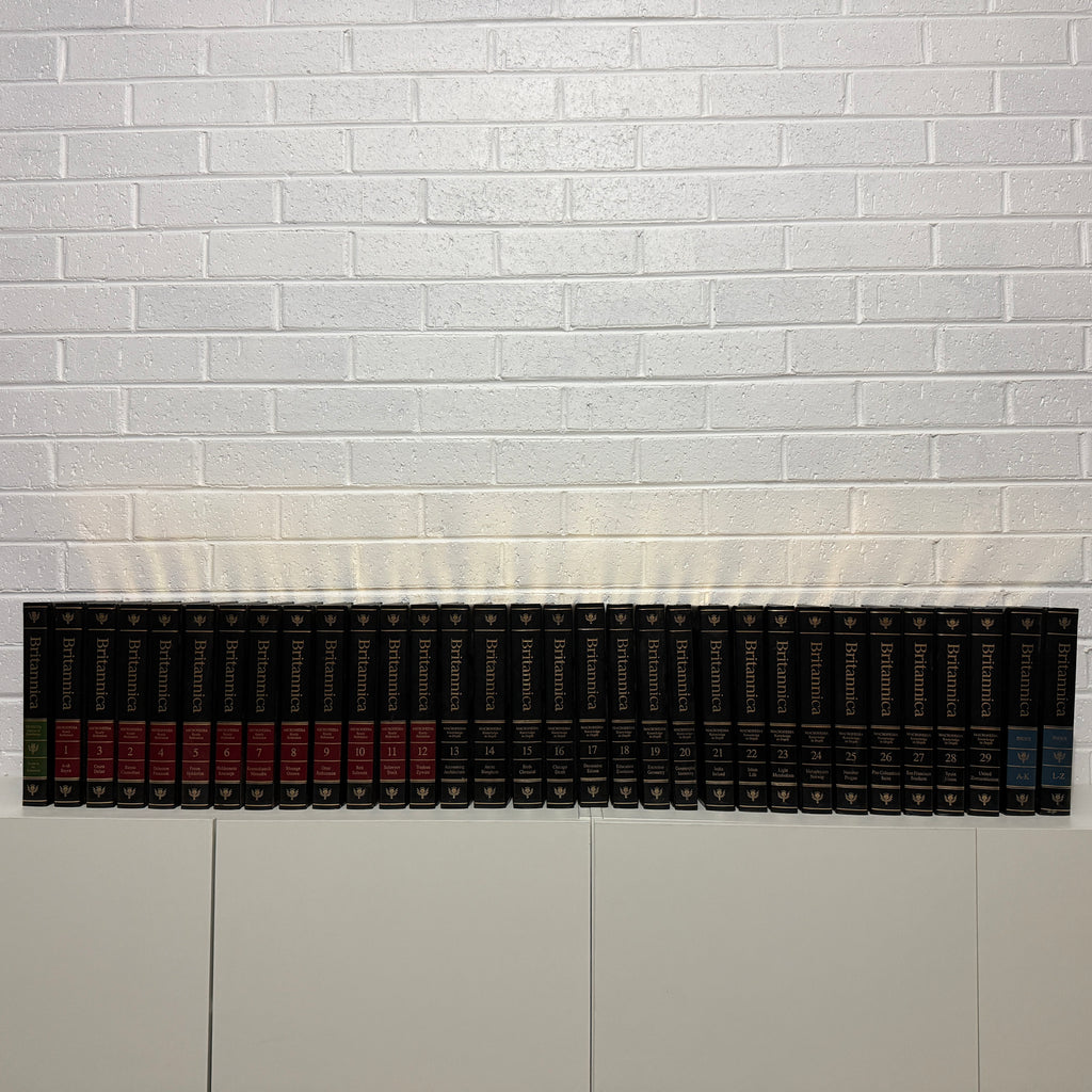 1993 Encyclopaedia Britannica Micropaedia Complete 32 Book Set, Black Edition, Gold Top