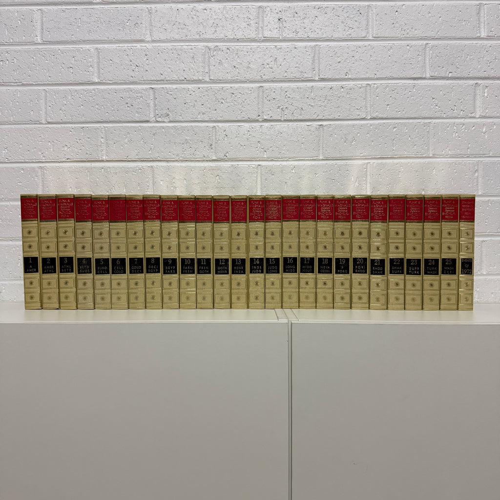 1973 Funk & Wagnall Standard Reference Encyclopedia, 26 x Book Set, Gold Edition, Gold Top