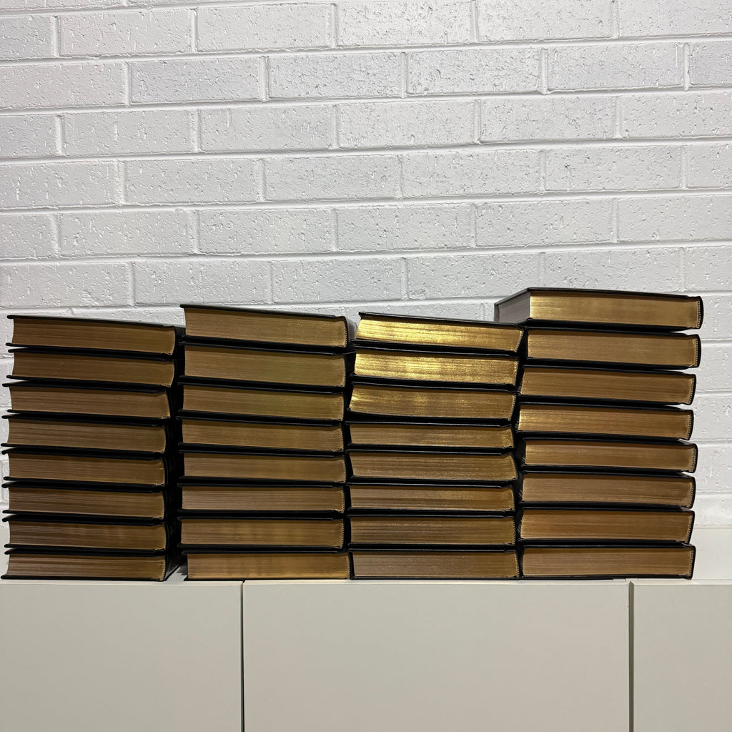 1993 Encyclopaedia Britannica Micropaedia Complete 32 Book Set, Black Edition, Gold Top