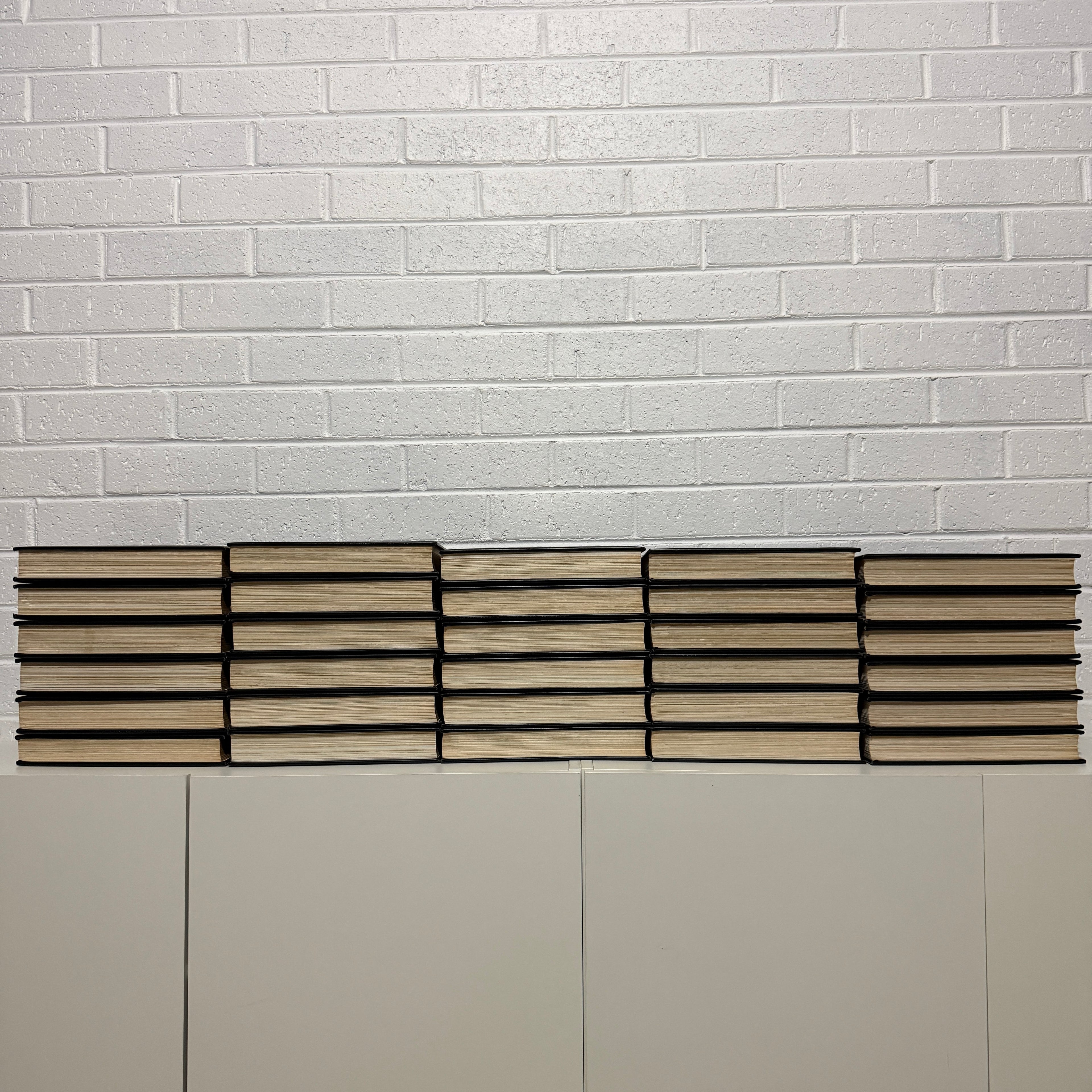 1981 Encyclopaedia Britannica Micropaedia Complete 30 Book set, Black Edition, Gold Top