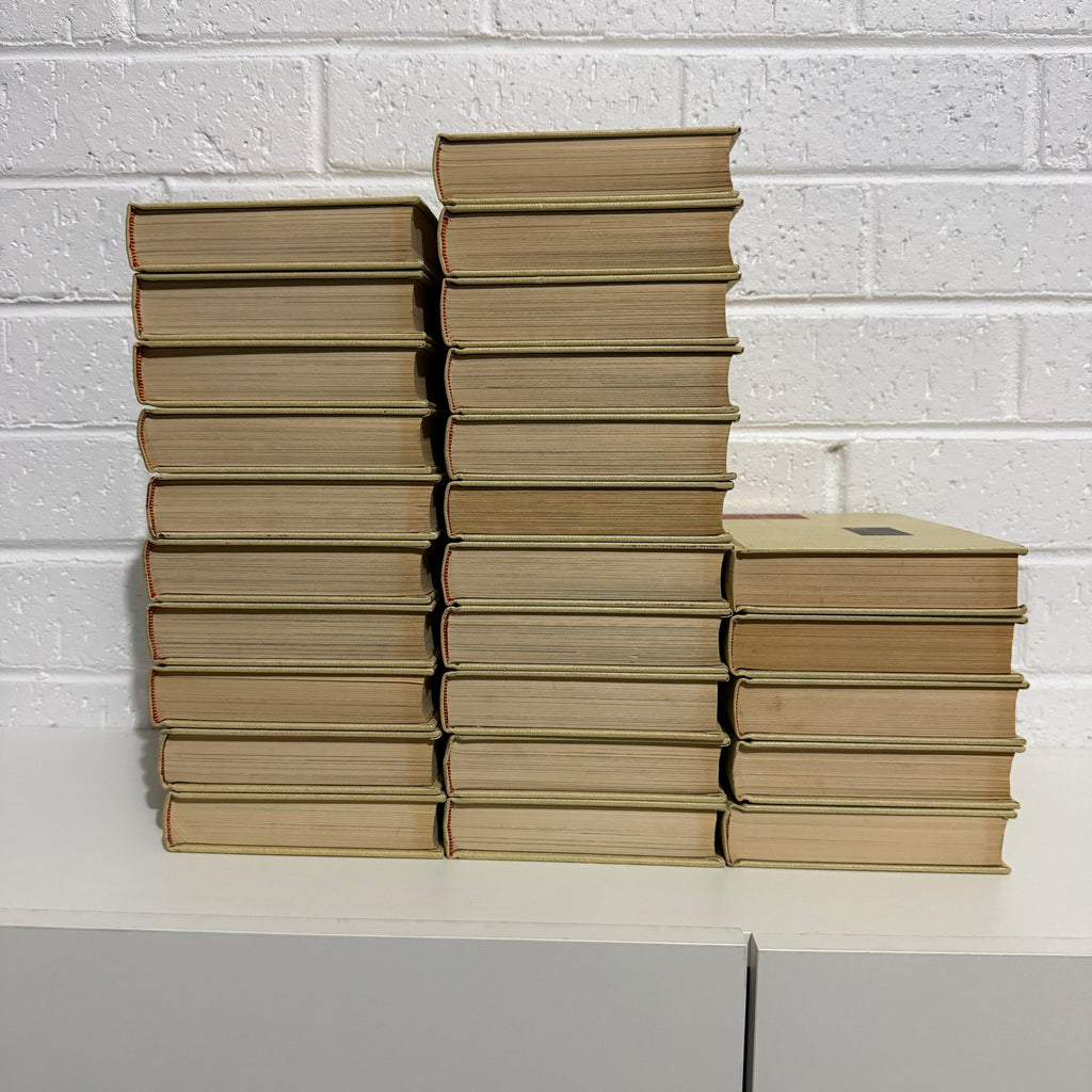 1973 Funk & Wagnall Standard Reference Encyclopedia, 26 x Book Set, Gold Edition, Gold Top