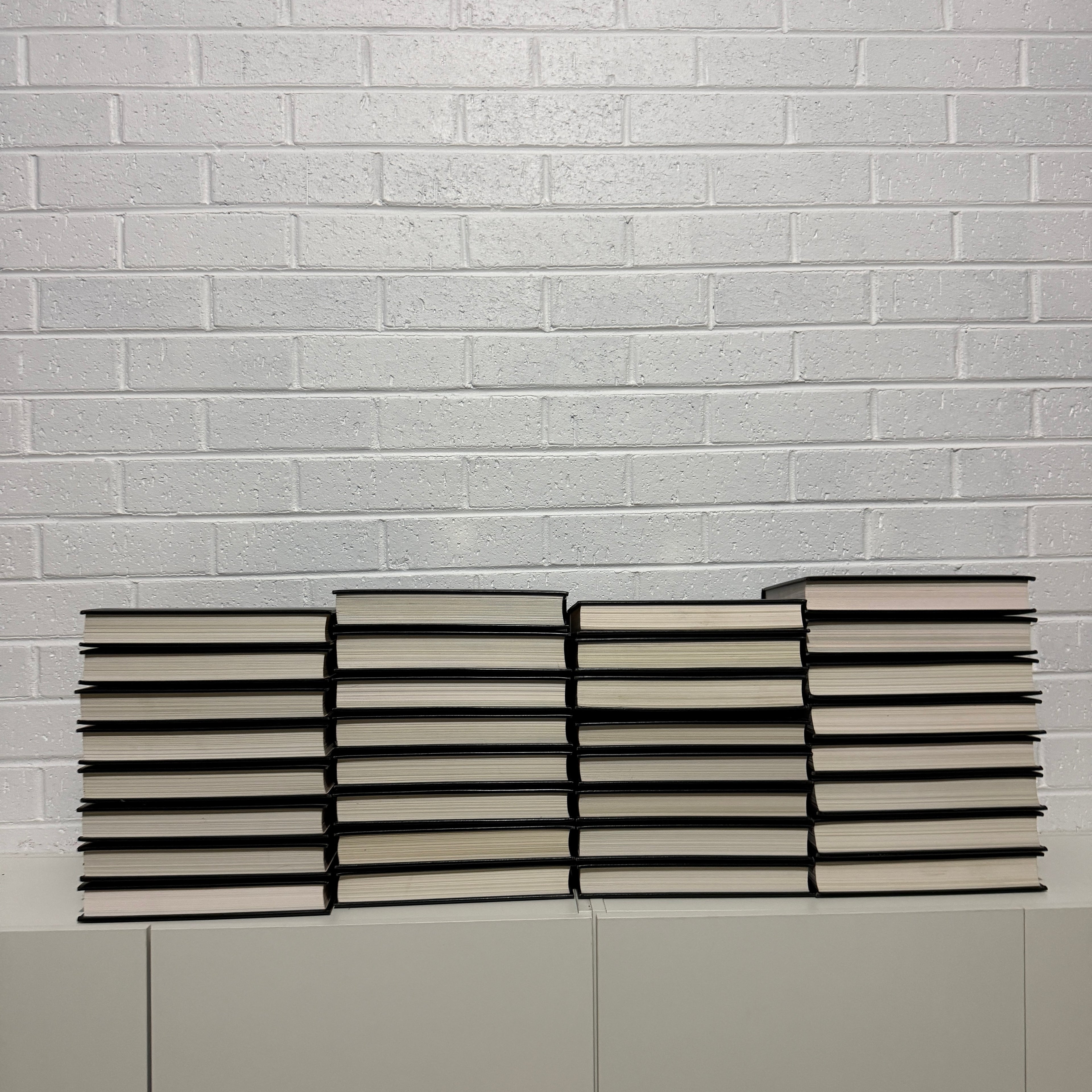 1993 Encyclopaedia Britannica Micropaedia Complete 32 Book Set, Black Edition, Gold Top