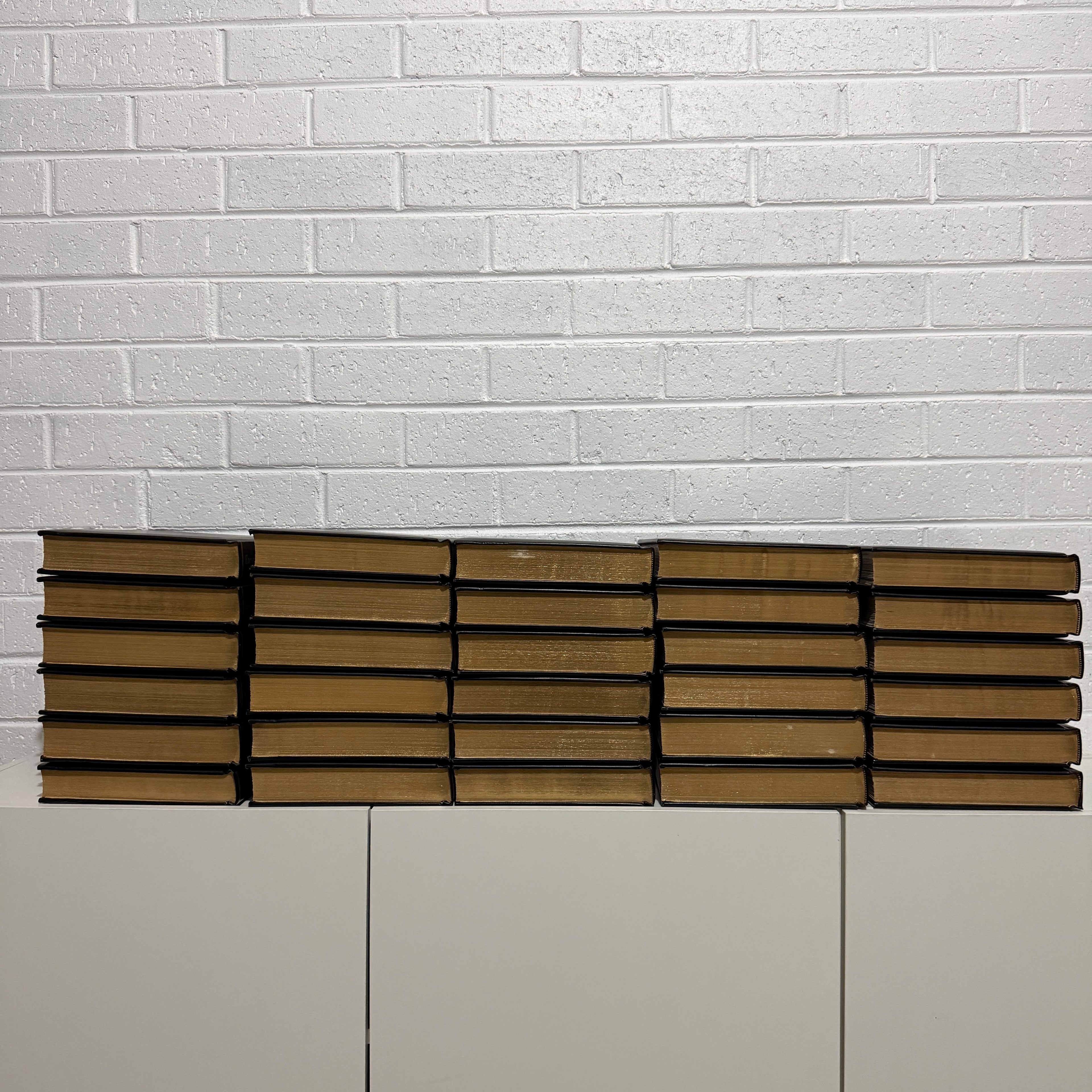 1981 Encyclopaedia Britannica Micropaedia Complete 30 Book set, Black Edition, Gold Top