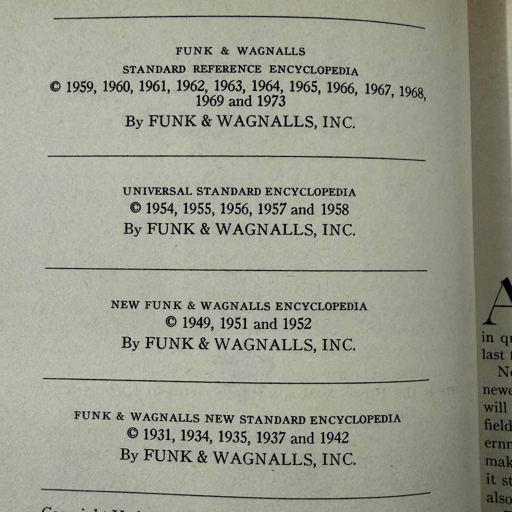 1973 Funk & Wagnall Standard Reference Encyclopedia, 26 x Book Set, Gold Edition, Gold Top