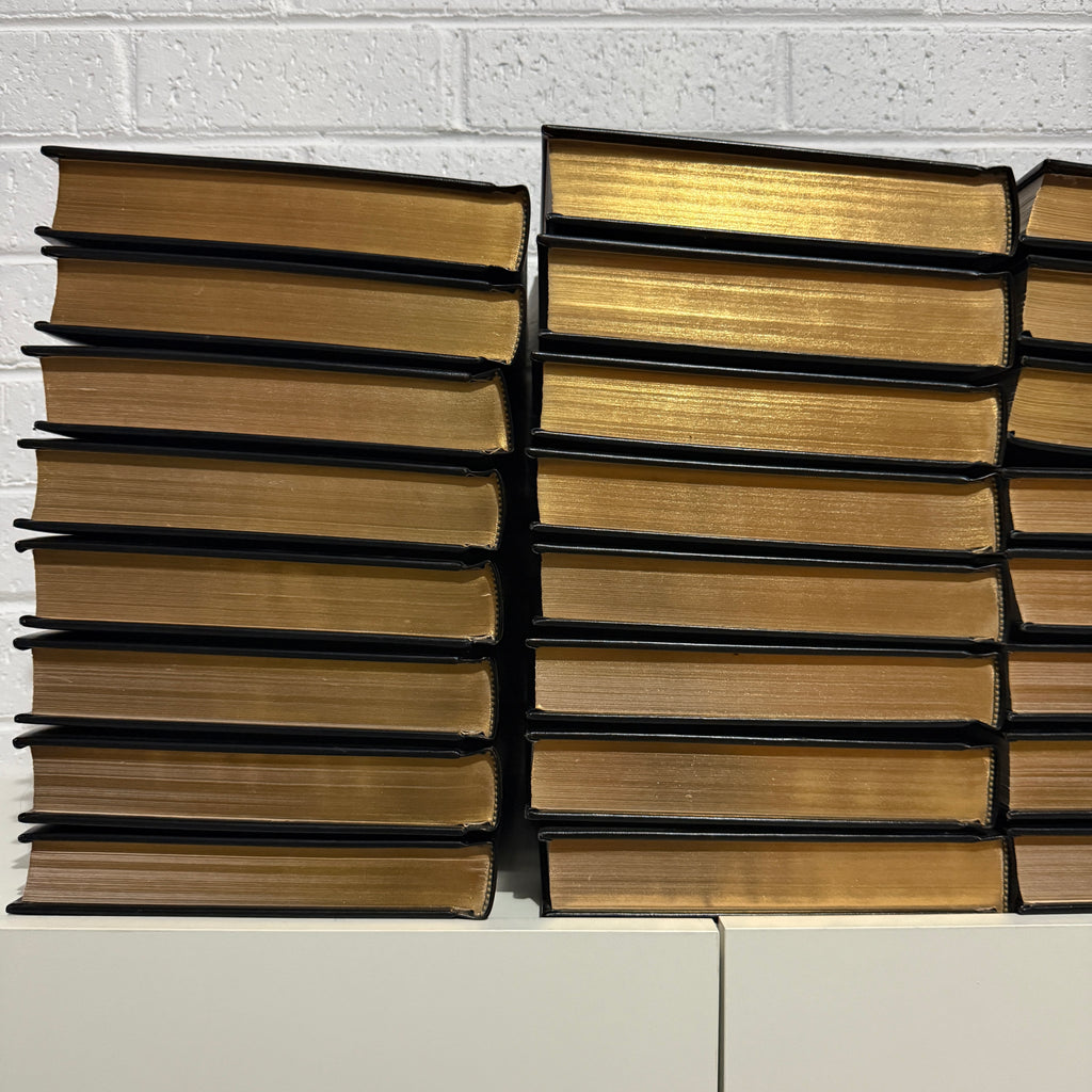1993 Encyclopaedia Britannica Micropaedia Complete 32 Book Set, Black Edition, Gold Top