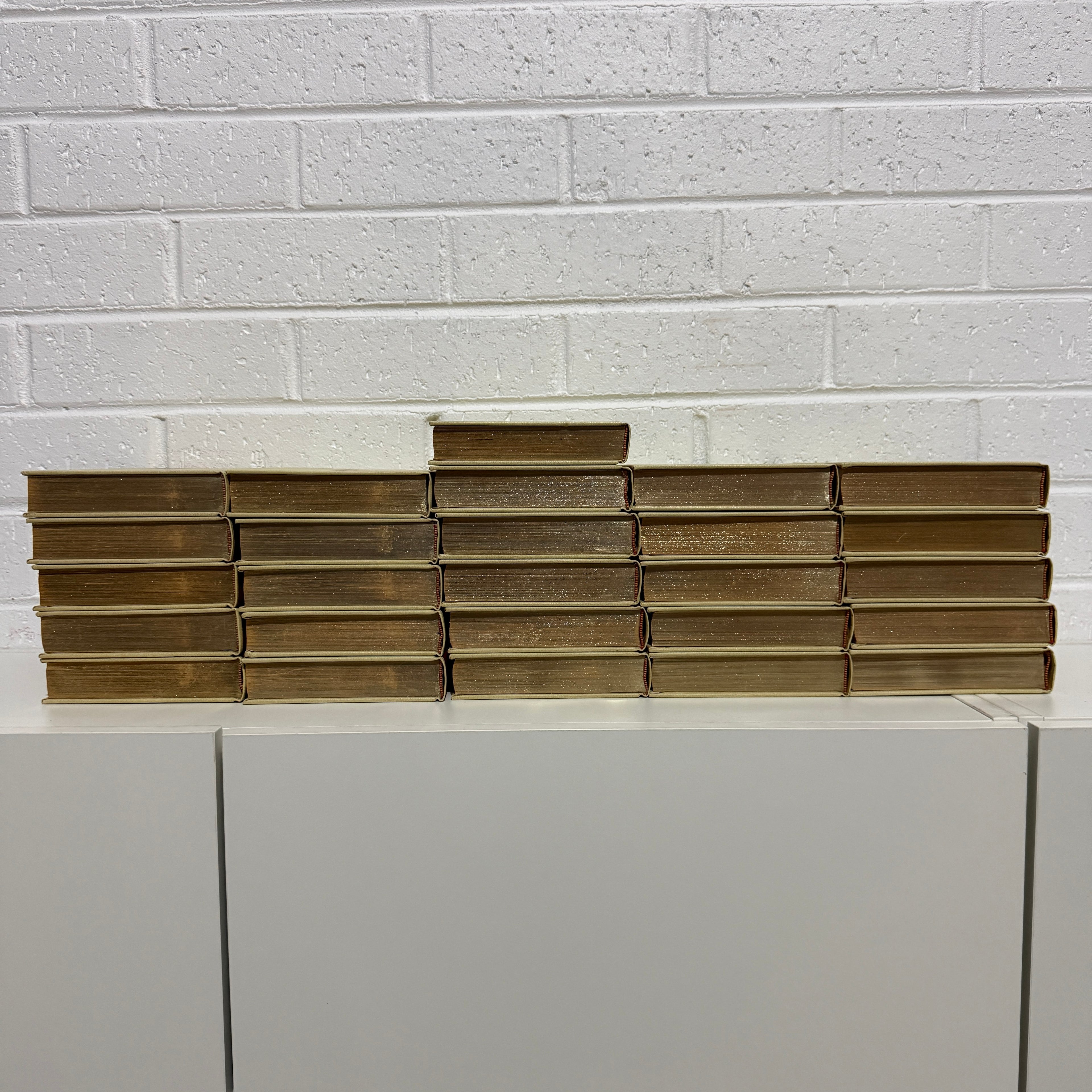 1973 Funk & Wagnall Standard Reference Encyclopedia, 26 x Book Set, Gold Edition, Gold Top