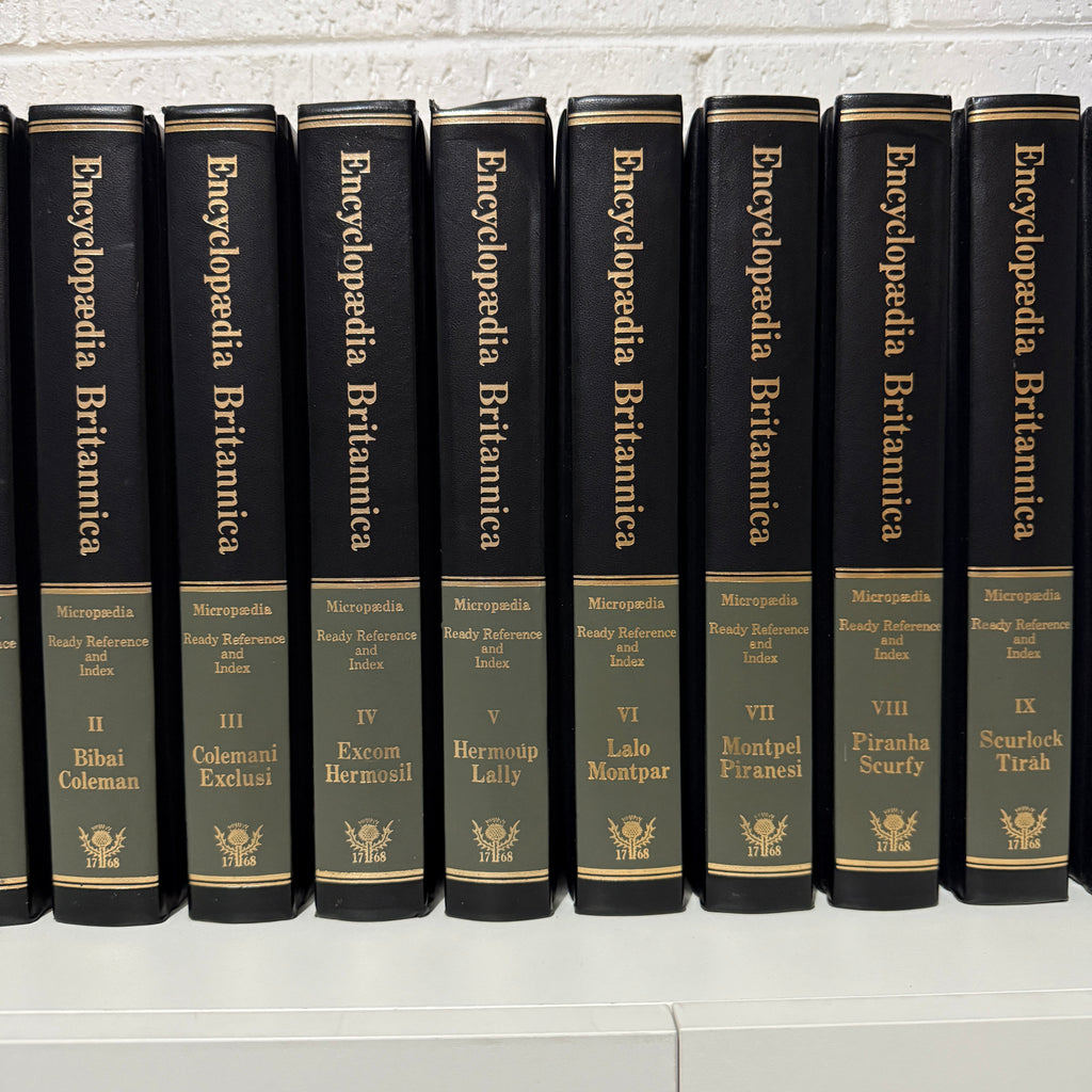 1981 Encyclopaedia Britannica Micropaedia Complete 30 Book set, Black Edition, Gold Top