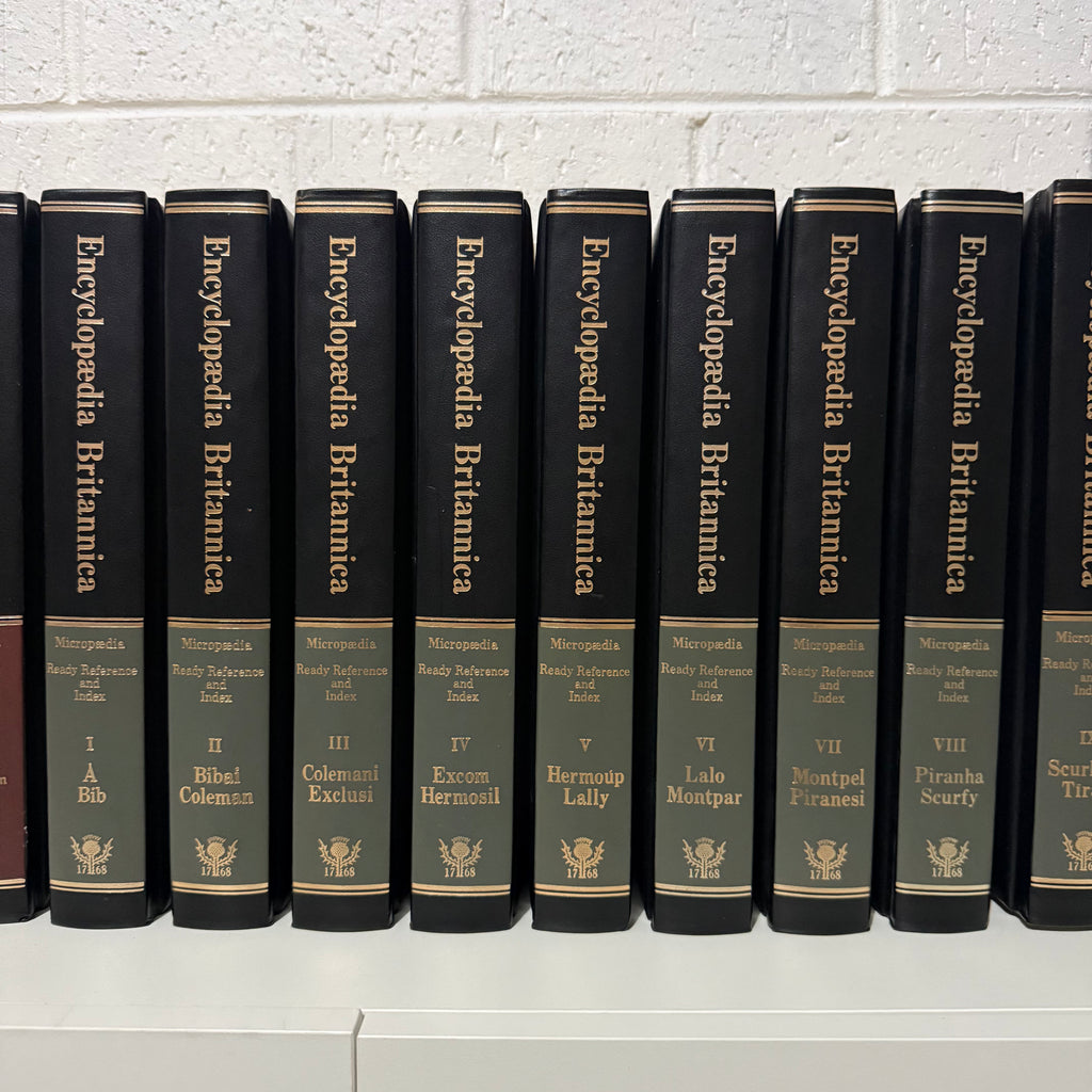 1982 Encyclopaedia Britannica Micropaedia Complete 30 Book set, Black Edition, Gold Top
