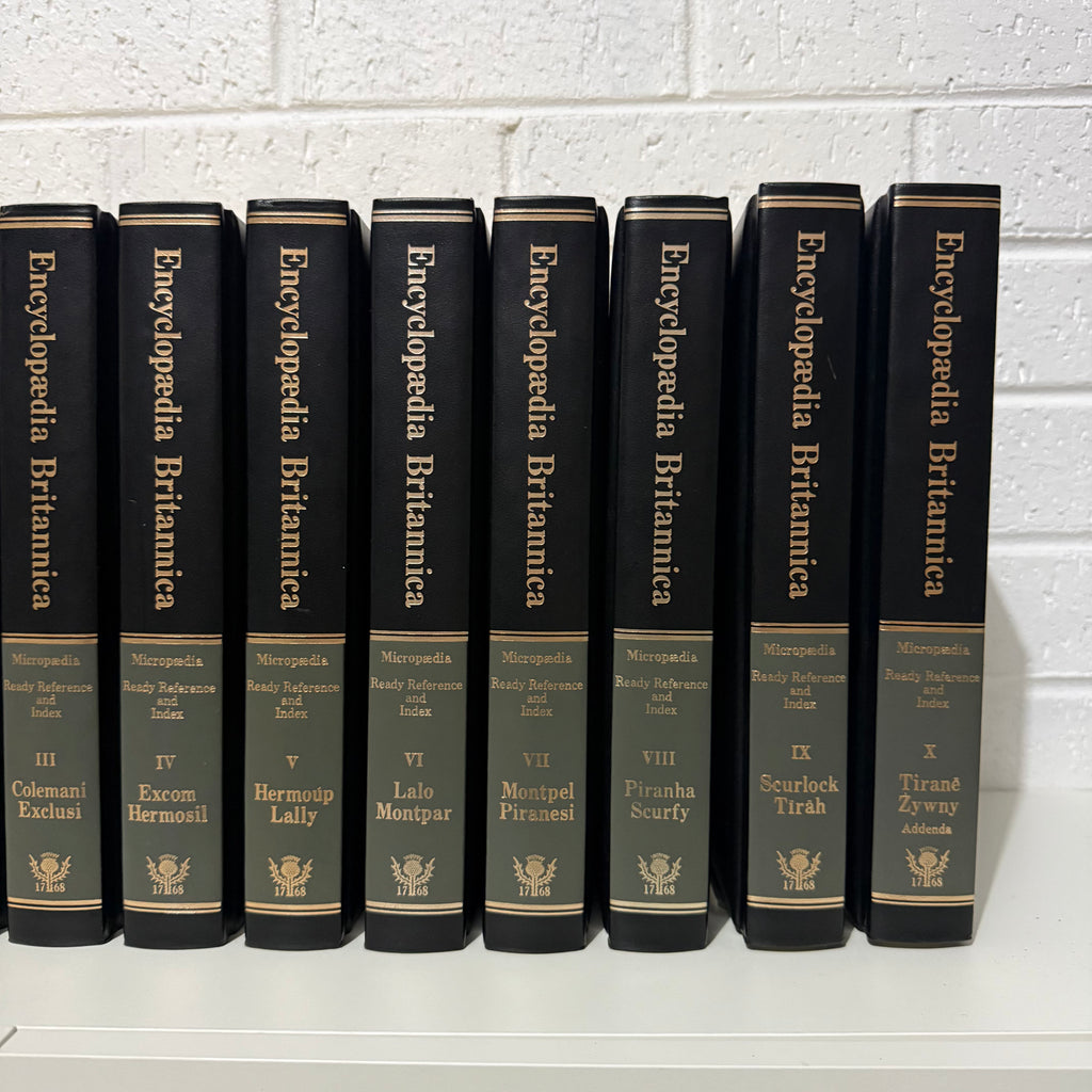1982 Encyclopaedia Britannica Micropaedia Complete 30 Book set, Black Edition, Gold Top