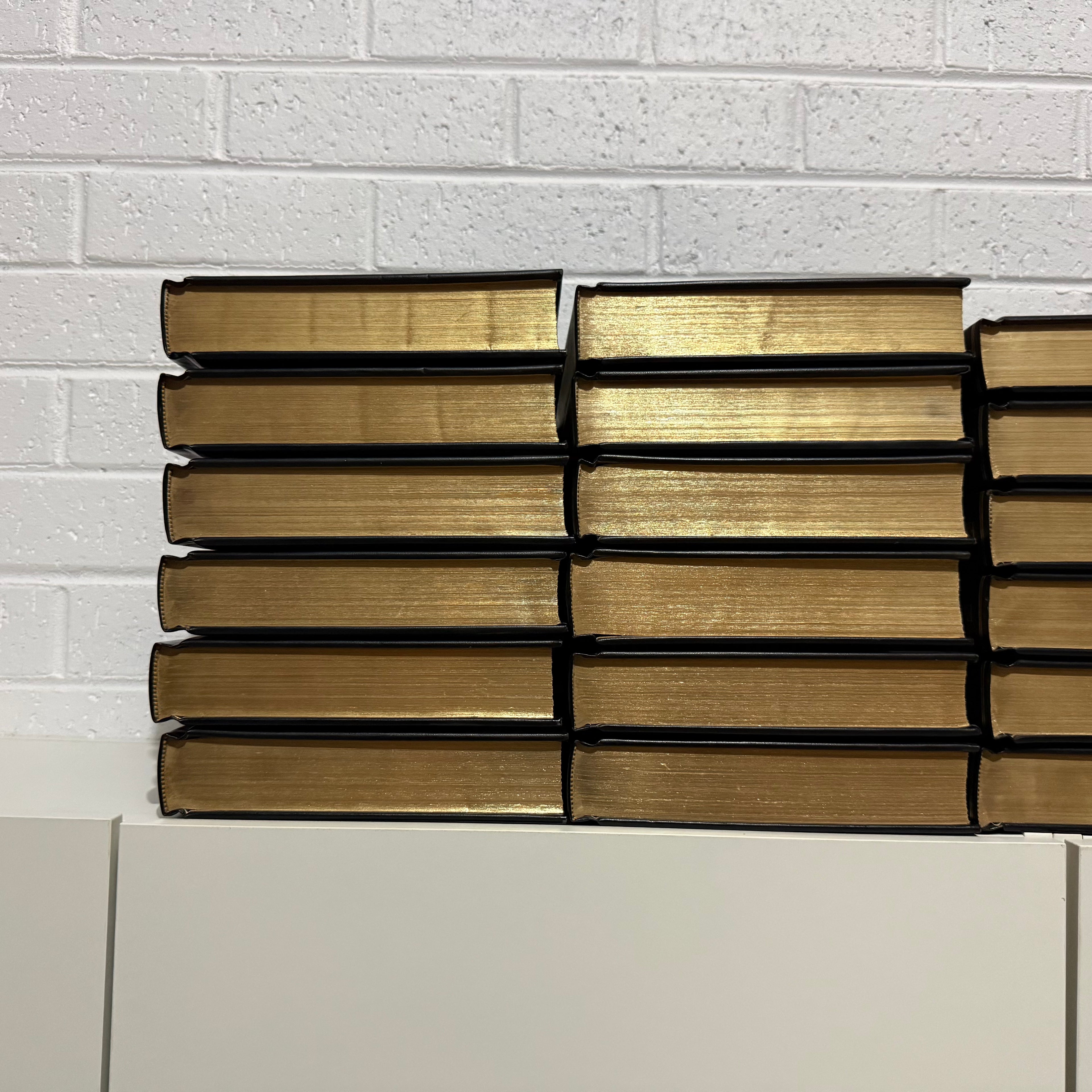 1982 Encyclopaedia Britannica Micropaedia Complete 30 Book set, Black Edition, Gold Top