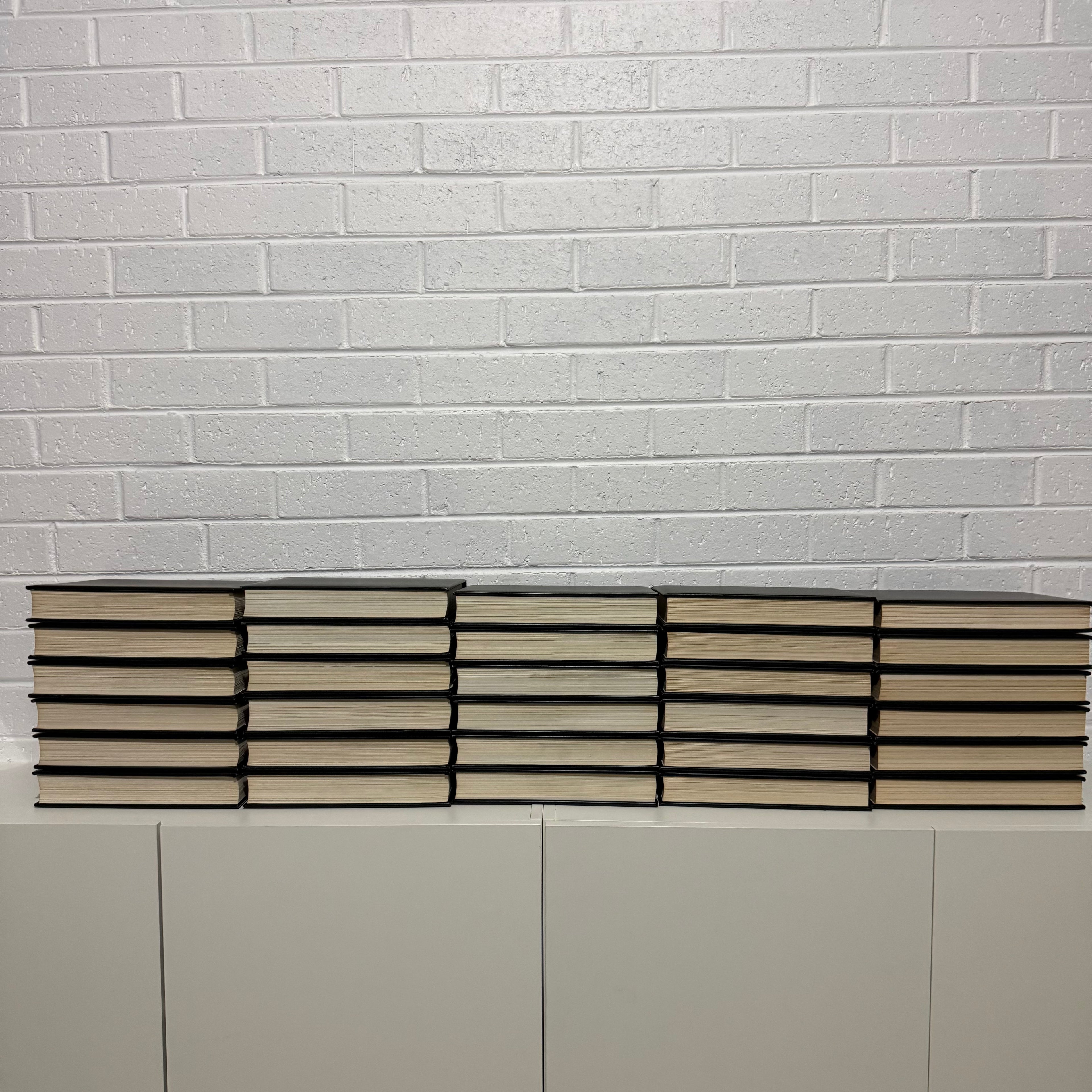 1982 Encyclopaedia Britannica Micropaedia Complete 30 Book set, Black Edition, Gold Top