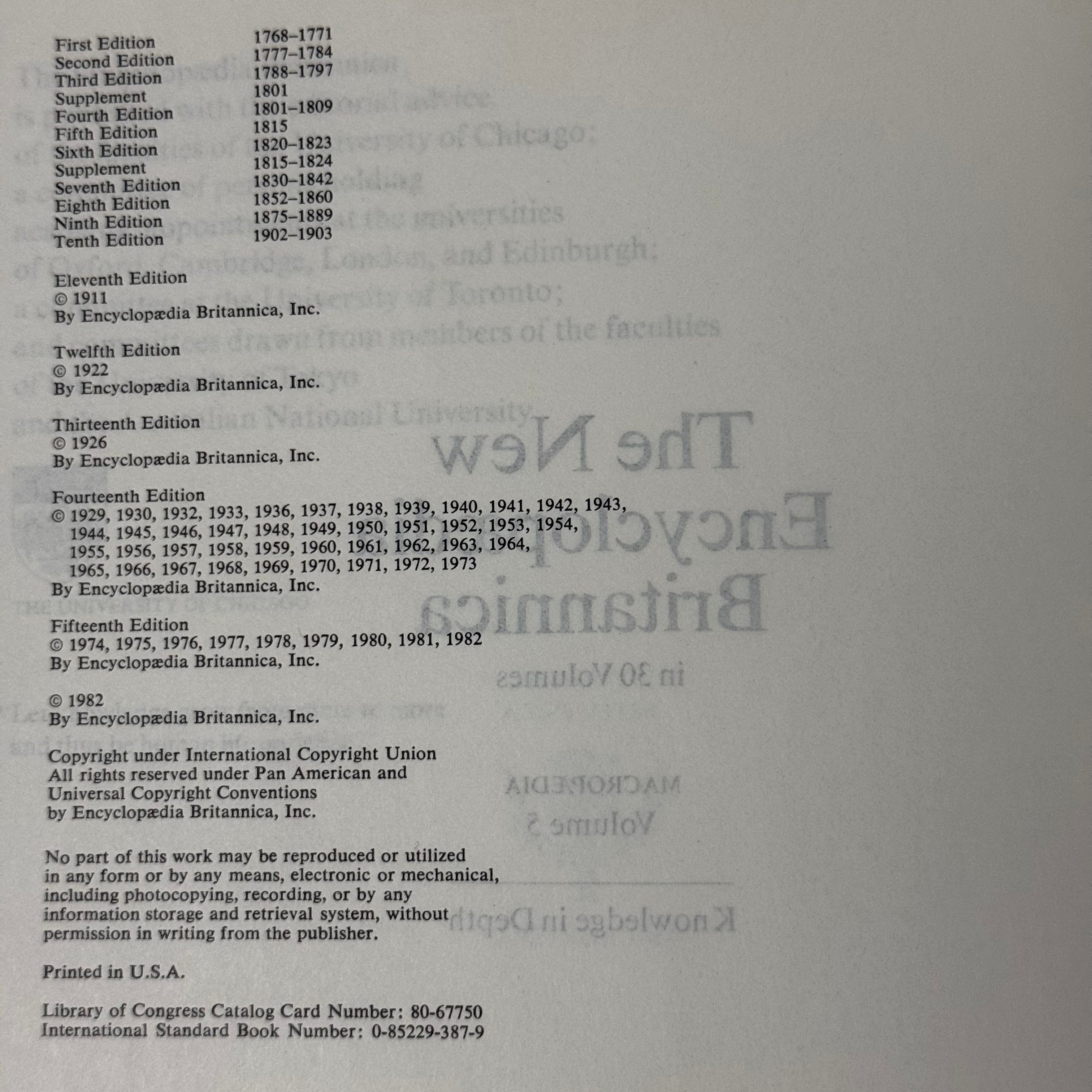 1982 Encyclopaedia Britannica Micropaedia Complete 30 Book set, Black Edition, Gold Top