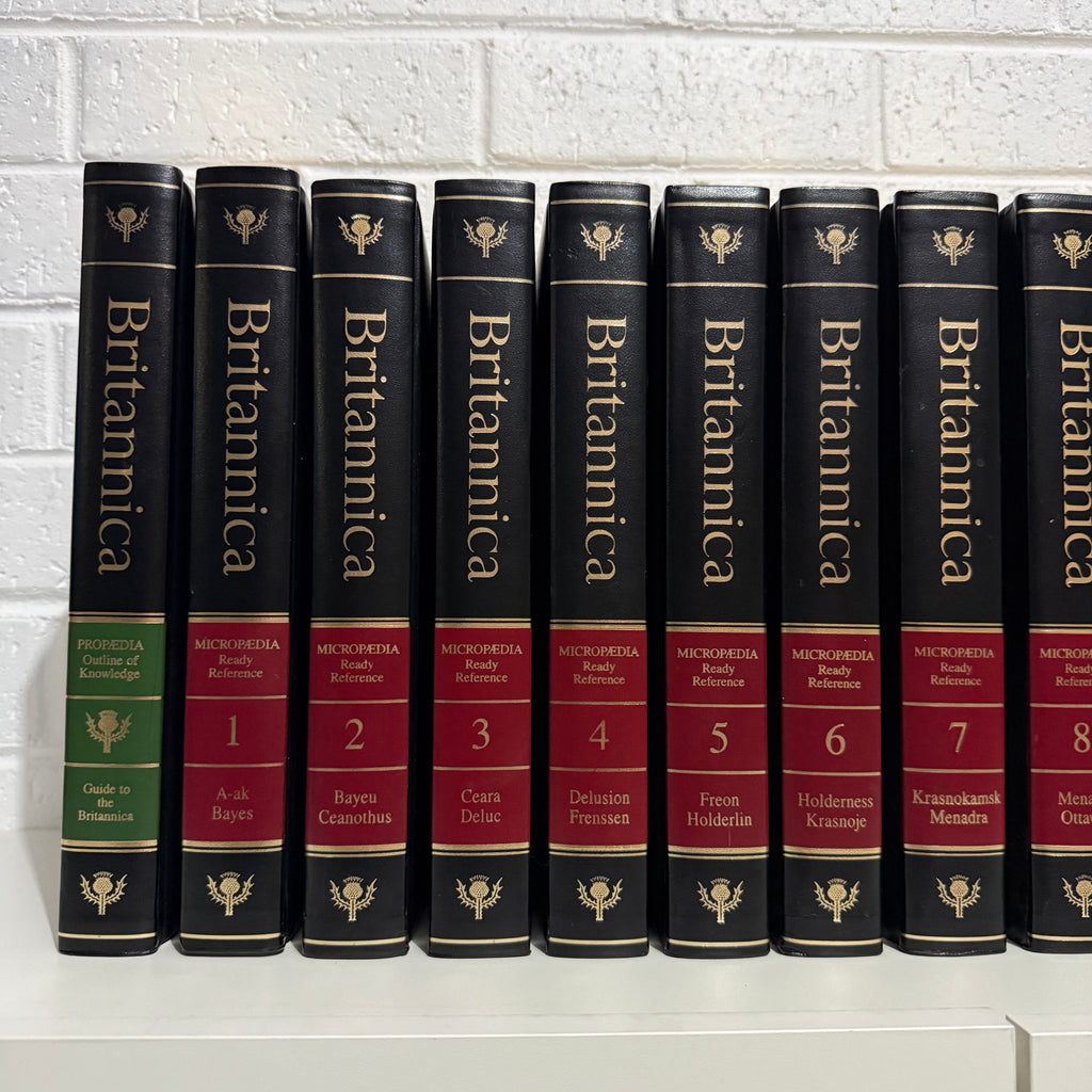 1991 Encyclopaedia Britannica Micropaedia Complete 32 Book Set, Black Edition, Gold Top