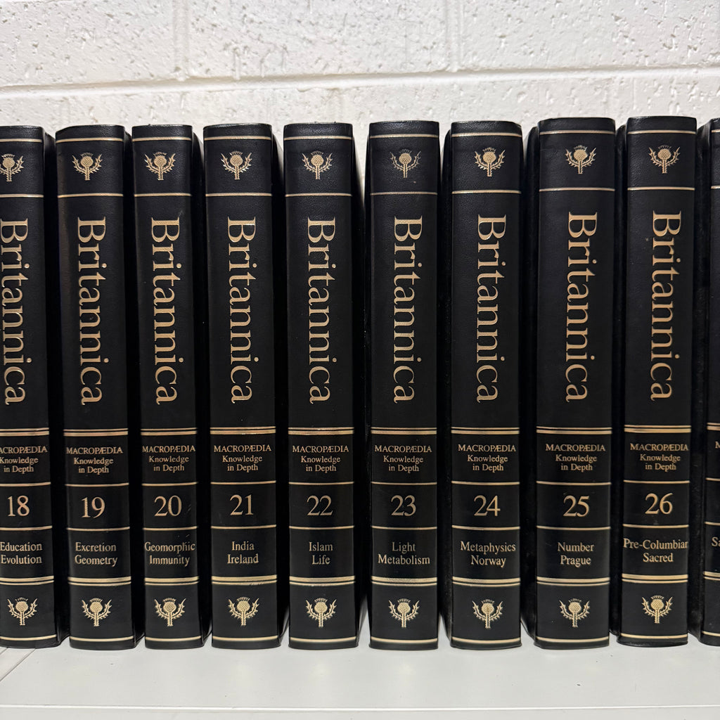 1991 Encyclopaedia Britannica Micropaedia Complete 32 Book Set, Black Edition, Gold Top