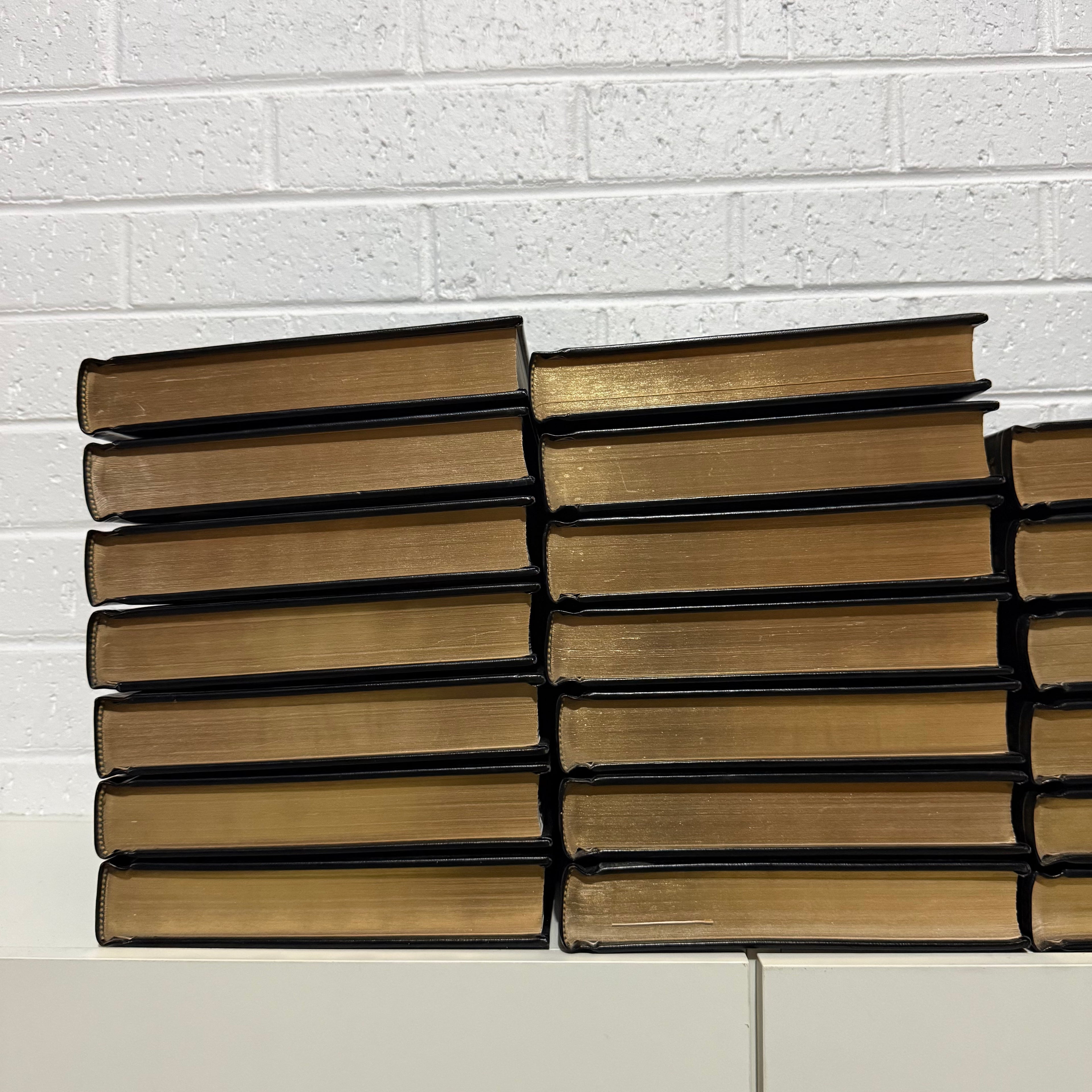 1991 Encyclopaedia Britannica Micropaedia Complete 32 Book Set, Black Edition, Gold Top