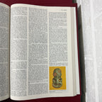 1990 Encyclopaedia Britannica Micropaedia Complete 32 Book Set, Red Edition