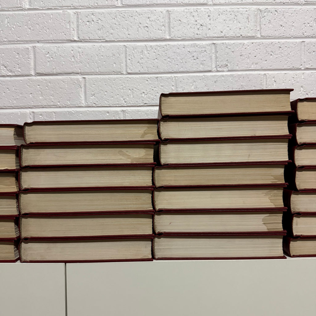 1989 Encyclopaedia Britannica Micropaedia Complete 32 Book Set, Red Edition
