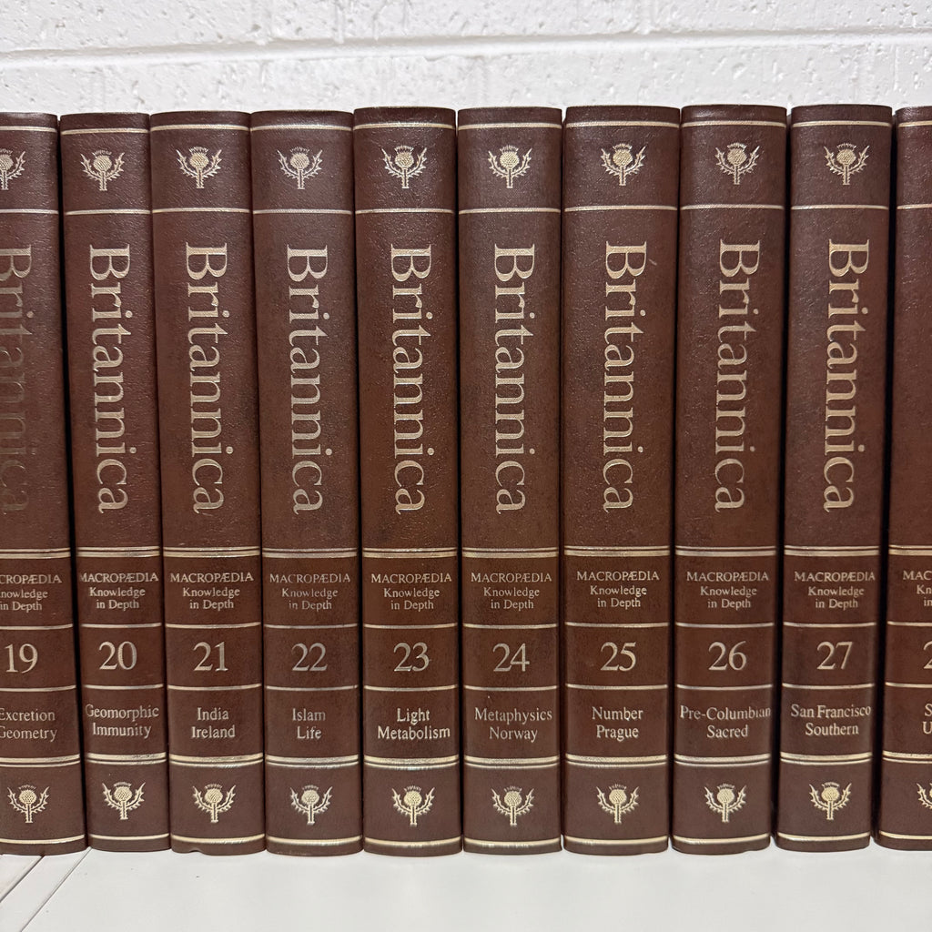 1988 Encyclopaedia Britannica Micropaedia Complete 32 Book Set, Brown Edition