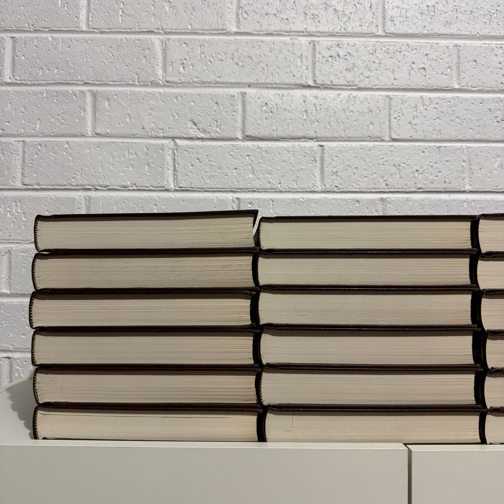 1988 Encyclopaedia Britannica Micropaedia Complete 32 Book Set, Brown Edition