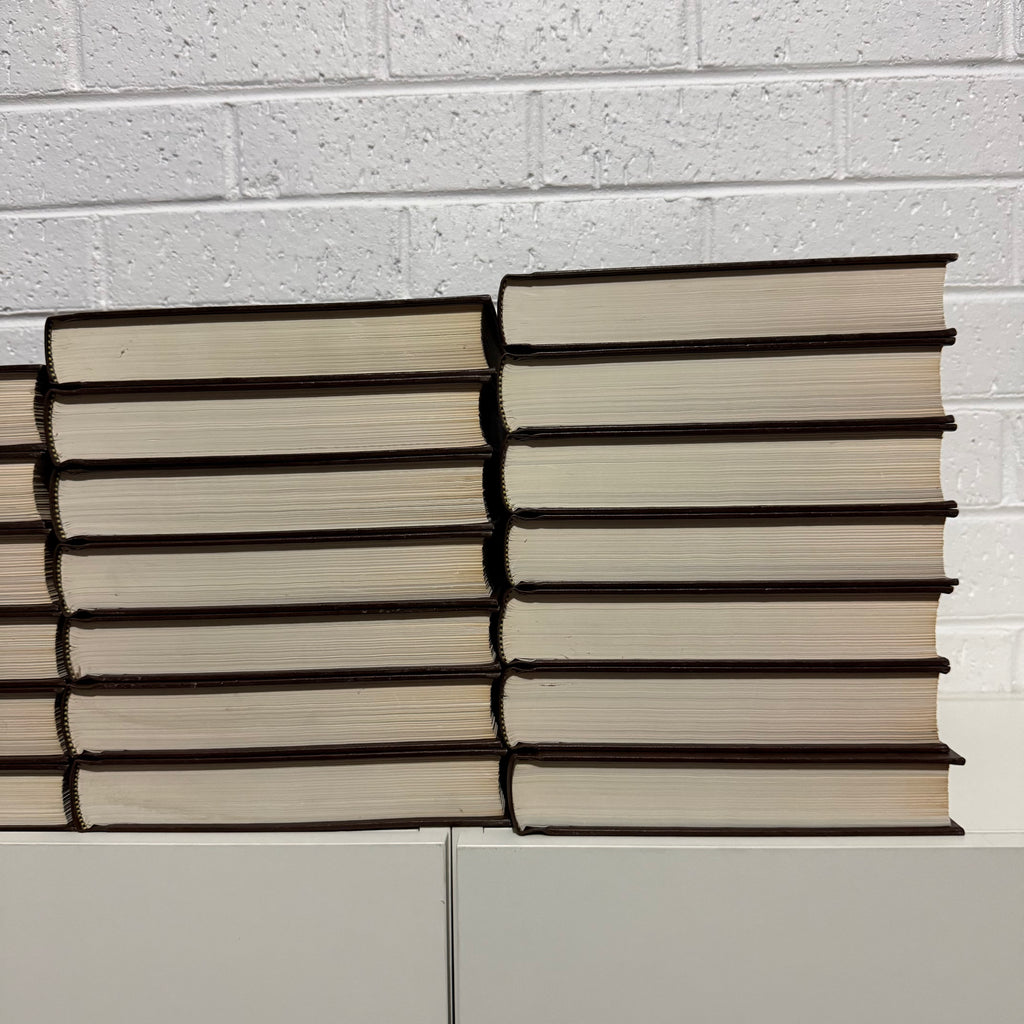 1988 Encyclopaedia Britannica Micropaedia Complete 32 Book Set, Brown Edition
