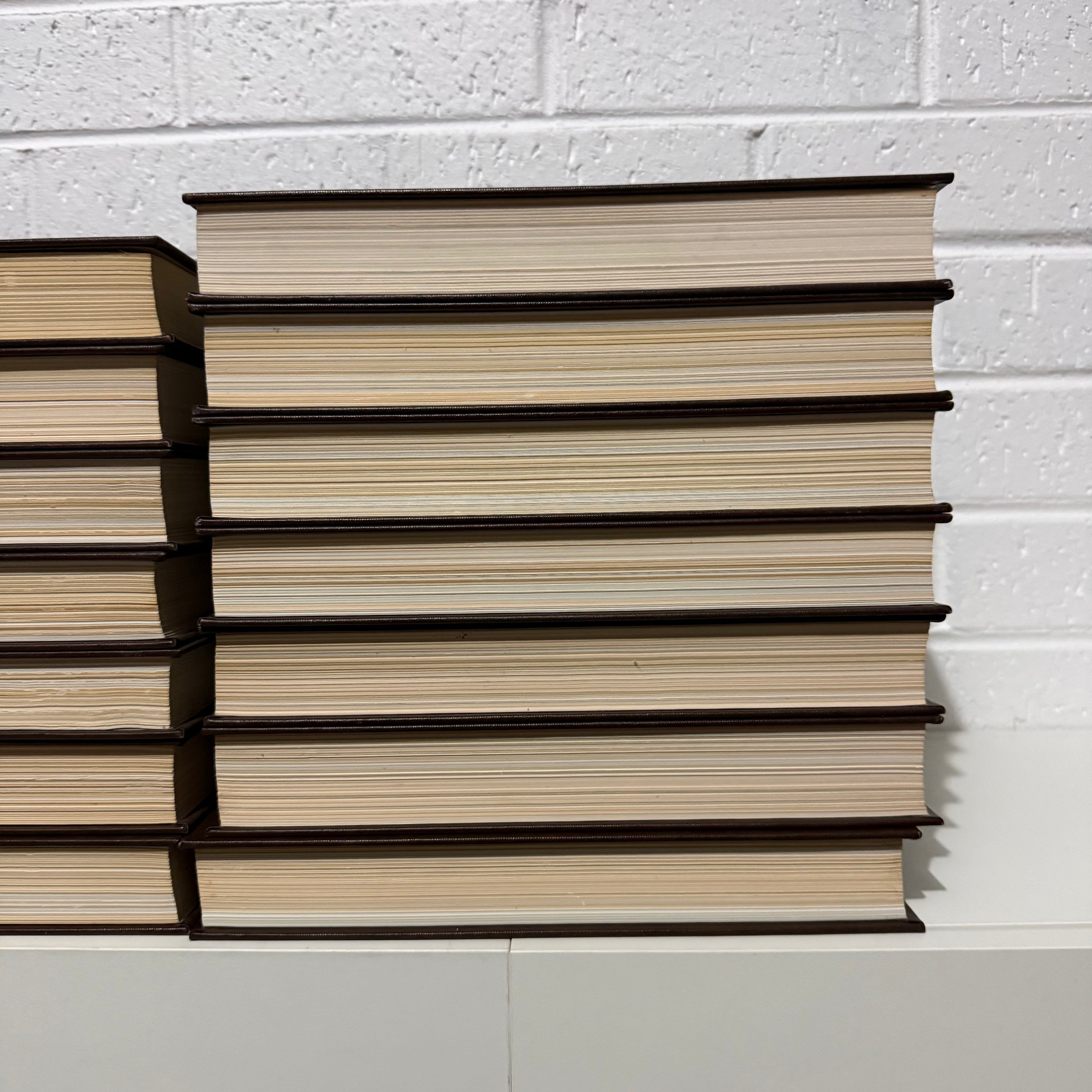 1988 Encyclopaedia Britannica Micropaedia Complete 32 Book Set, Brown Edition