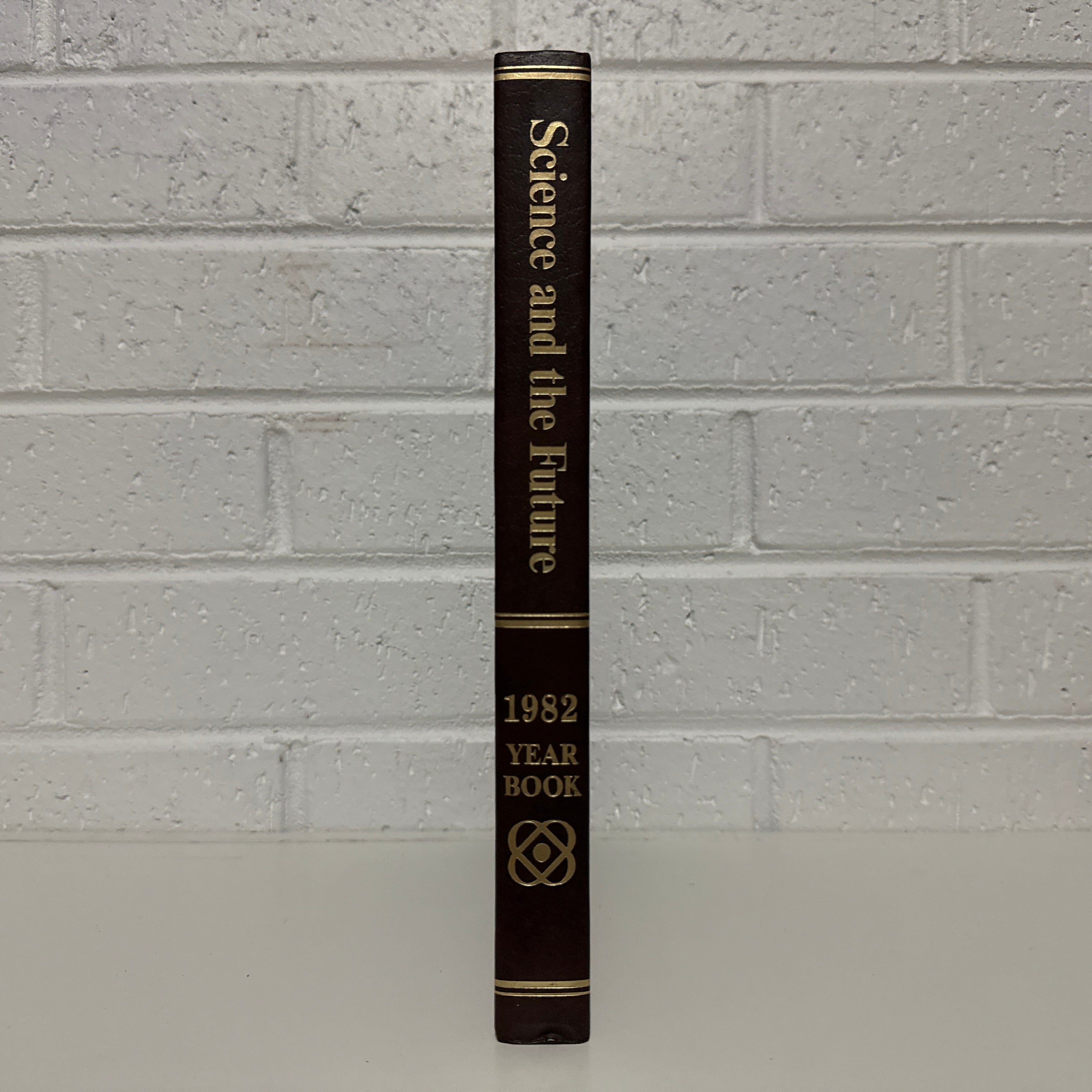 1982 Book of the Year, Science and the Future, Encyclopaedia Britannica Brown Edition